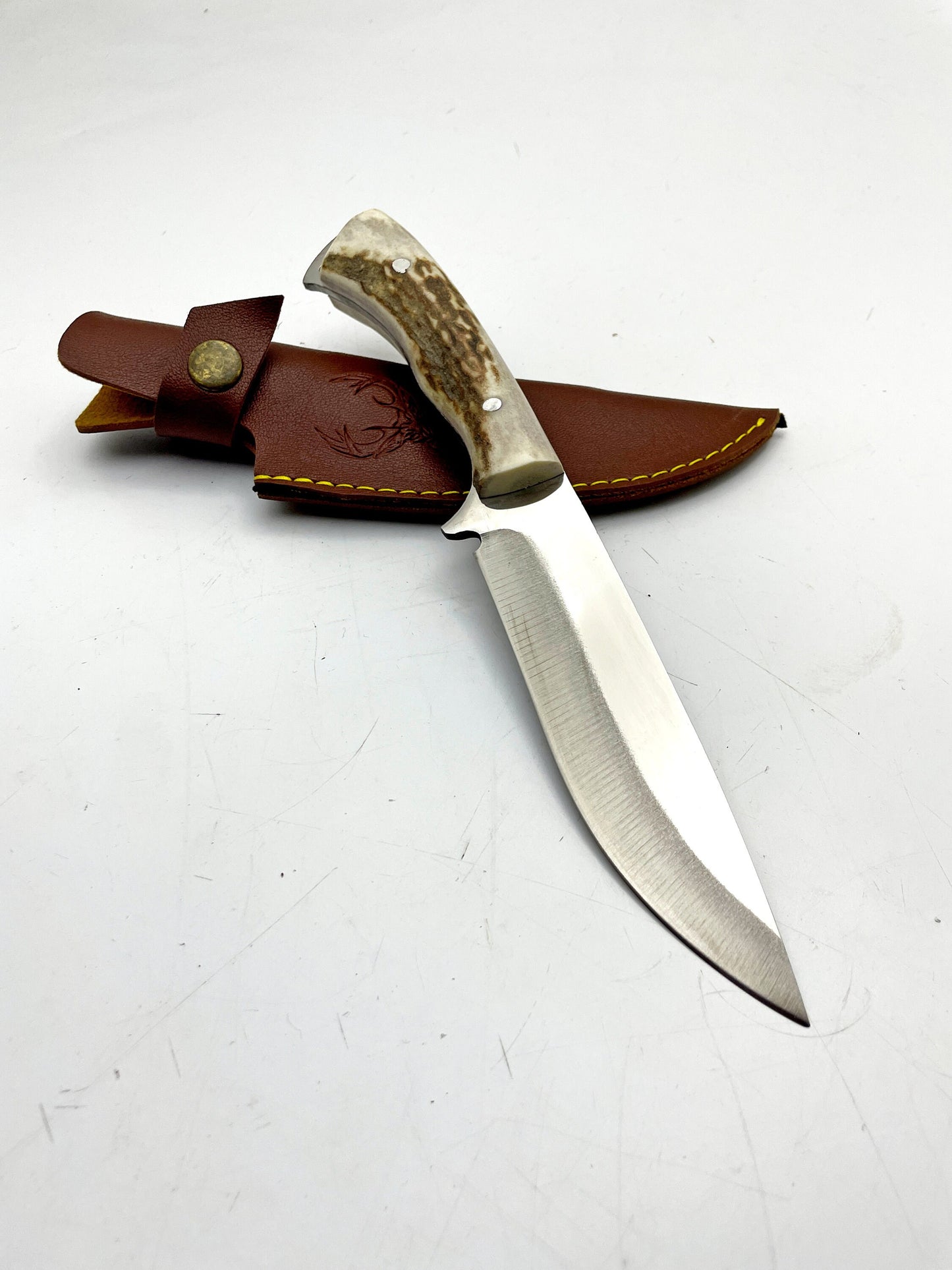 Hirschgeweih Bushcraft Messer Personalisiert mit Etui