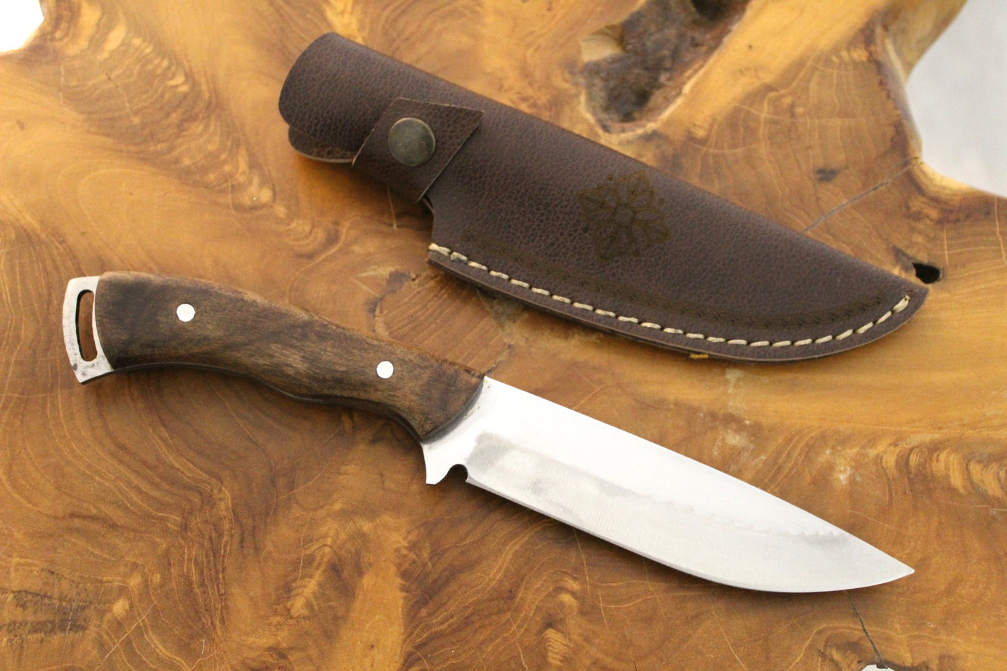 10 " Bushcraft Messer mit Walnussholz Griff Personalisiert