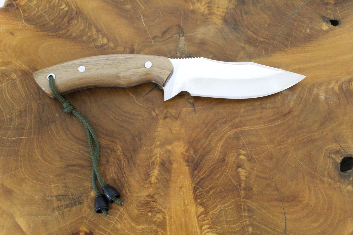 Handgefertigtes 10-Zoll-Walnussgriff-Bushcraft-Messer Personalisiert