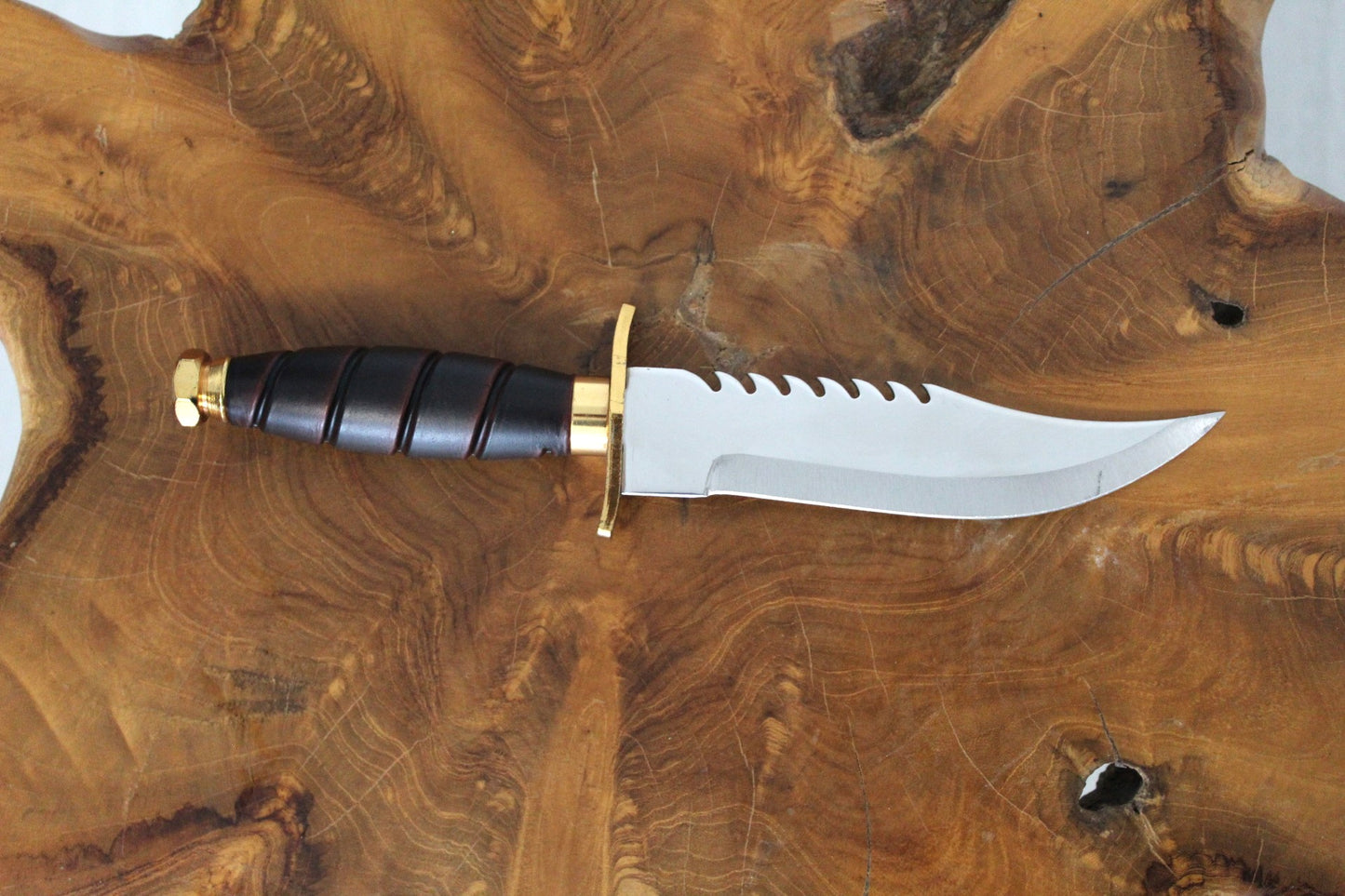 Personalisiertes Jagdmesser mit Etui