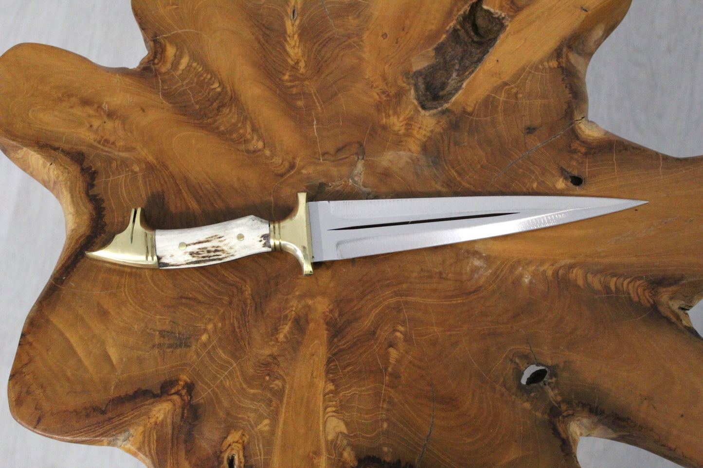 Hirschgeweih Griff Dolchmesser mit Lederscheide