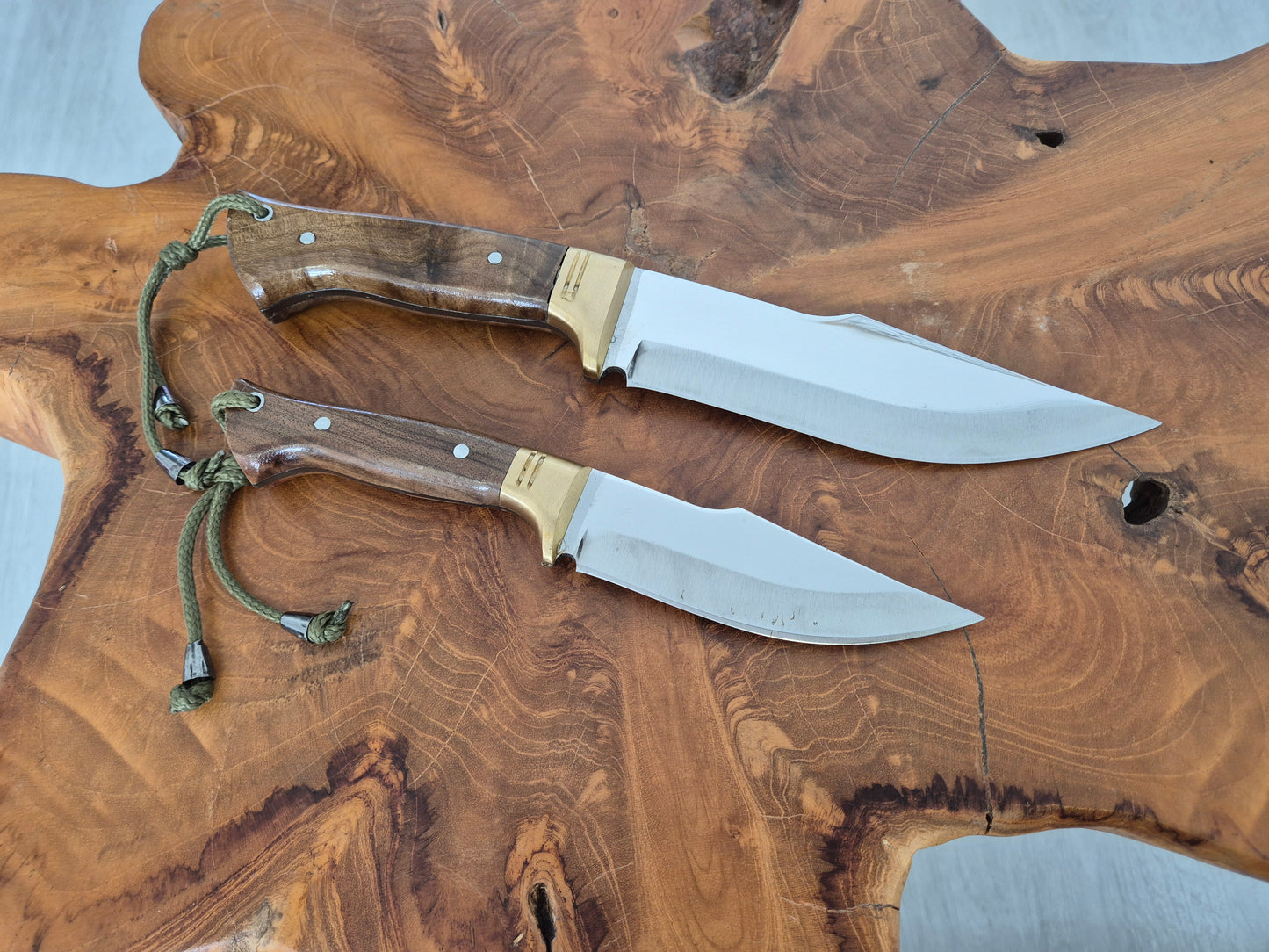 2 Stück Walnussholz Jagdmesser Set Personalisiert