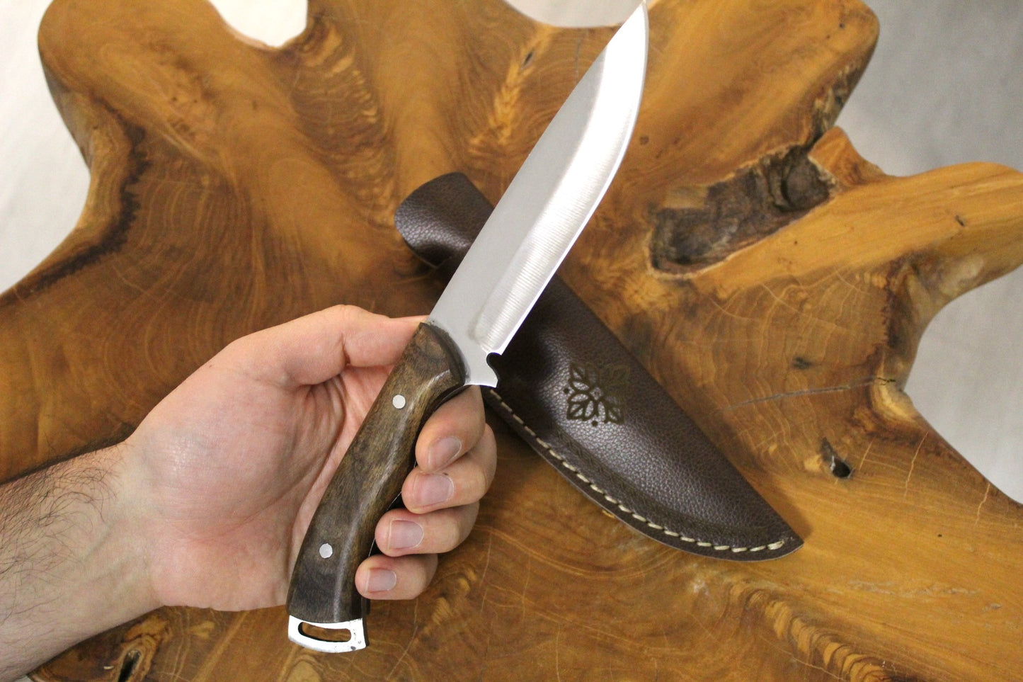 10 " Bushcraft Messer mit Walnussholz Griff Personalisiert