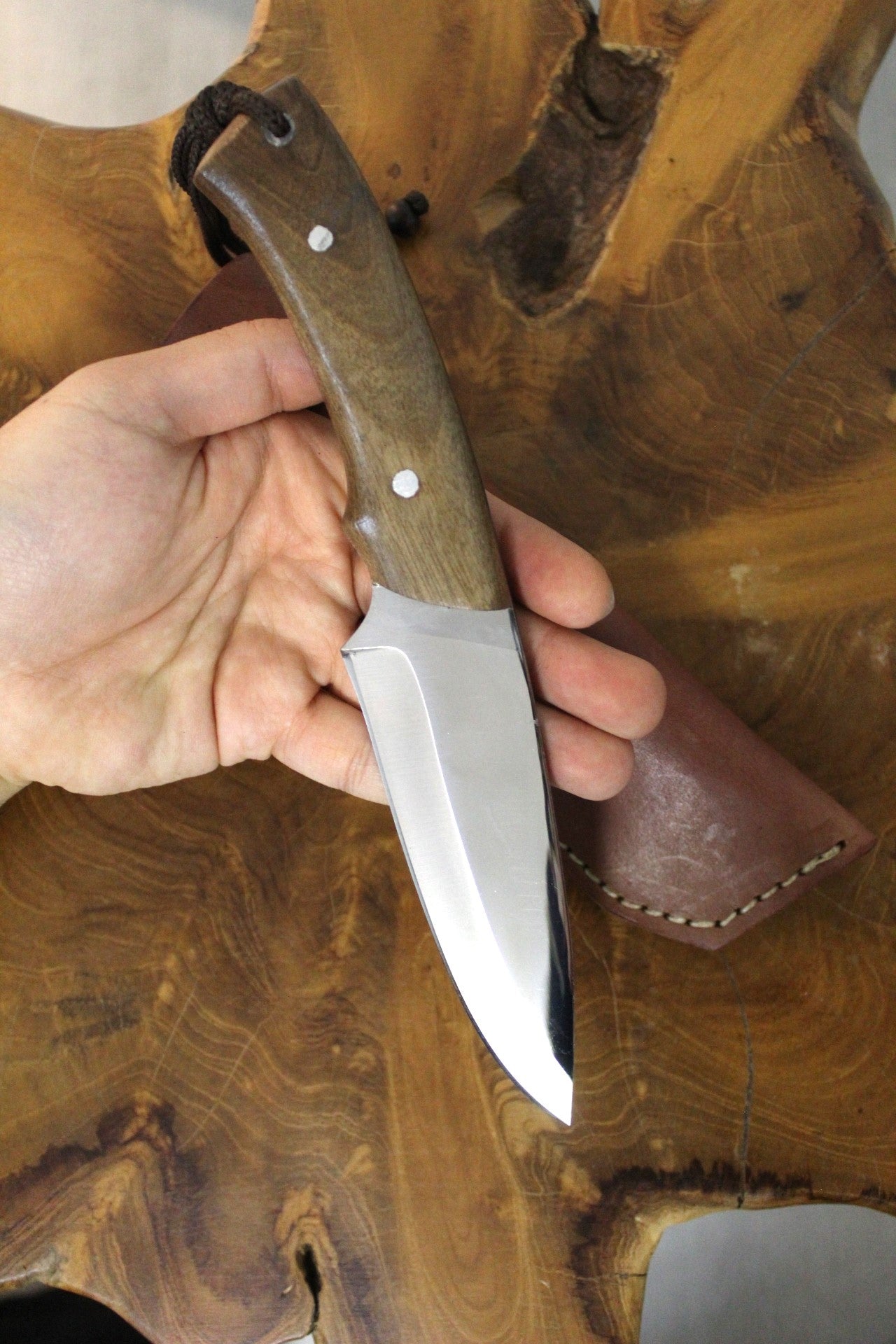 Handgefertigtes Bowie-Bushcraft-Messer Personalisiert