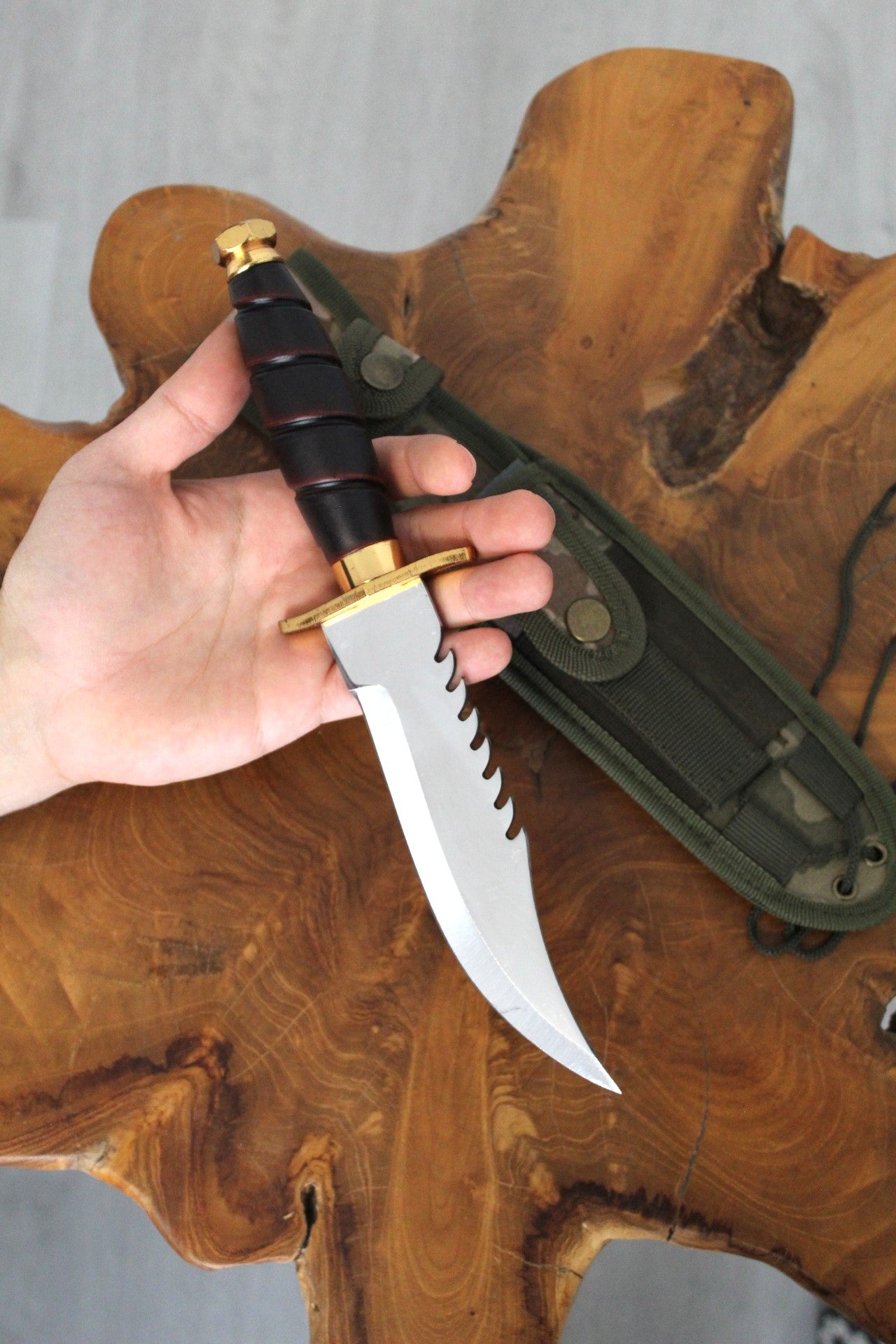 Personalisiertes Jagdmesser mit Etui