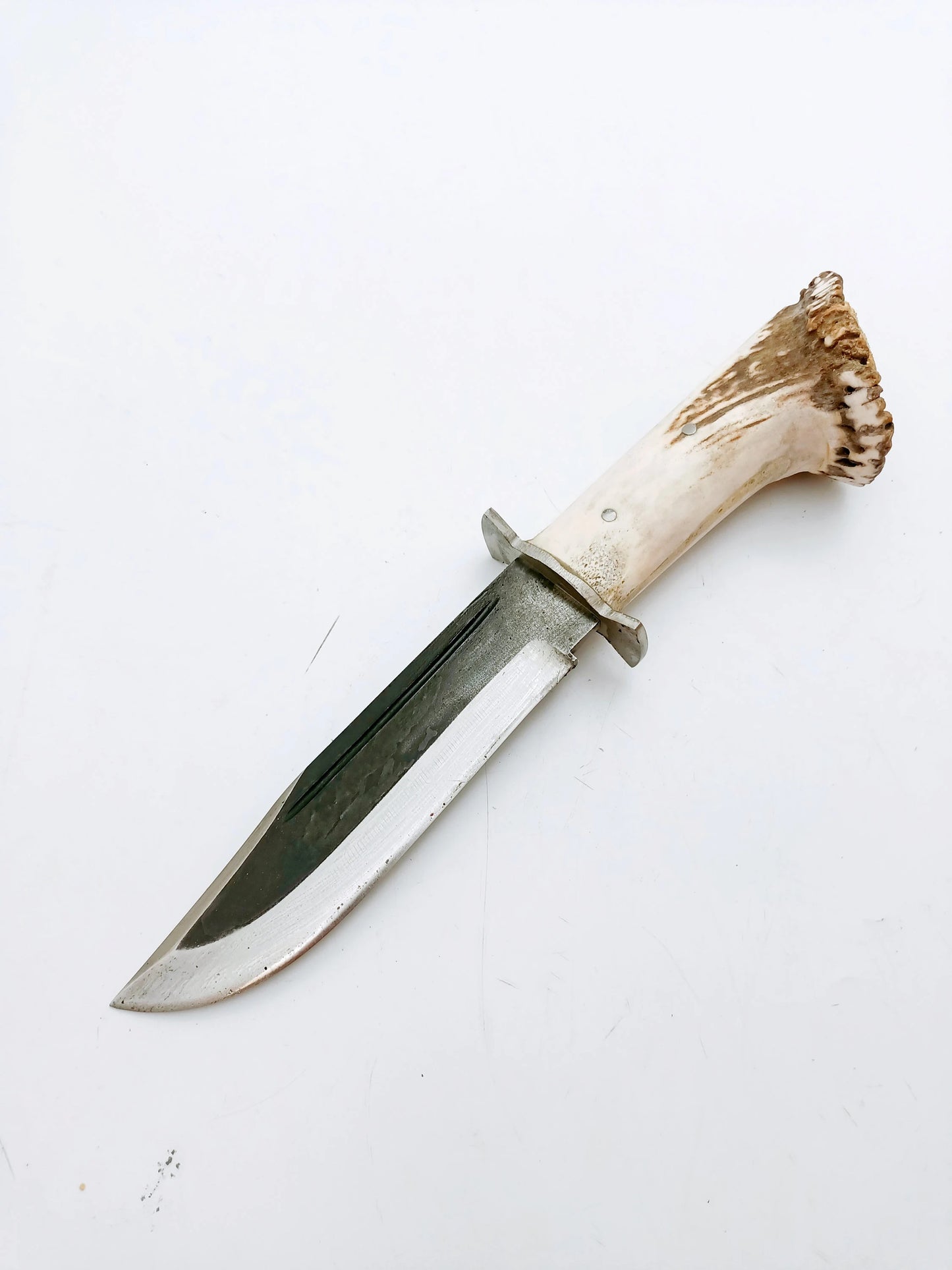Handgemachtes Survival Jagdmesser mit Hirschgeweih Griff und Lederscheide