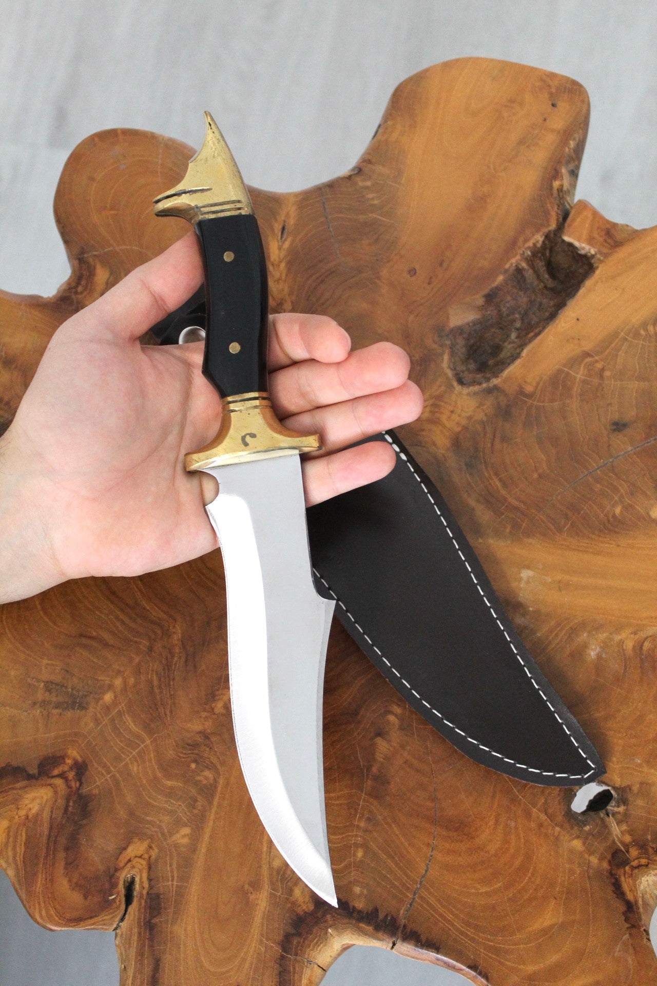 Handgemachtes Wolfskopf-Jagdmesser Personalisiert