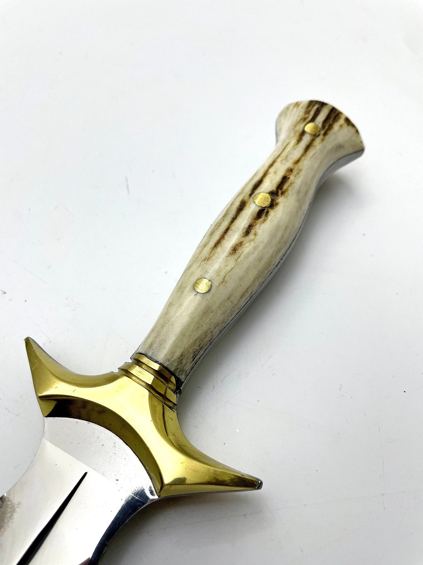 Handgemachtes Hirschgeweih Dolchmesser Personalisiert mit Lederscheide
