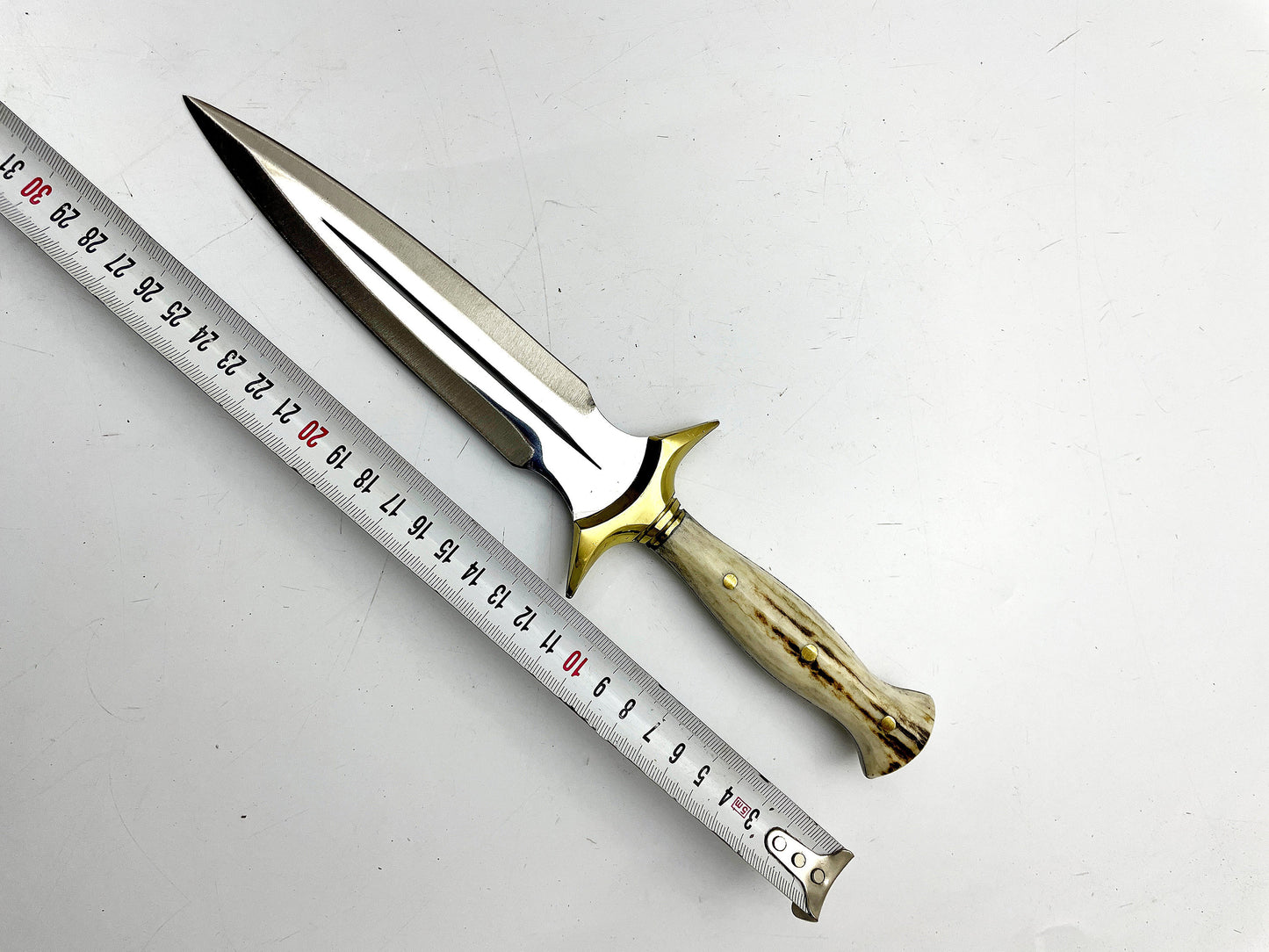Handgemachtes Hirschgeweih Dolchmesser Personalisiert mit Lederscheide